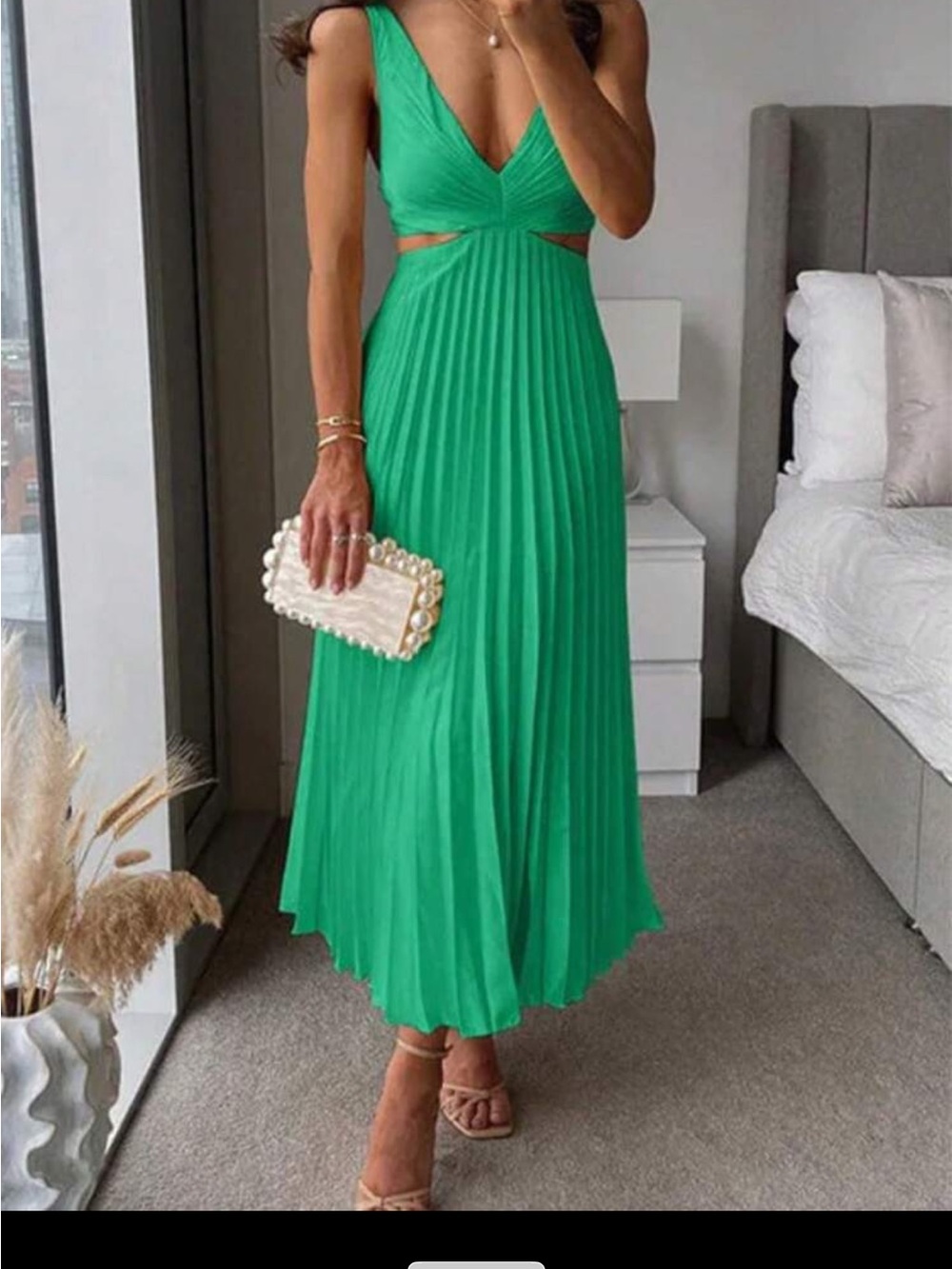 Elegant Deep V Neck Sleeveless Dress